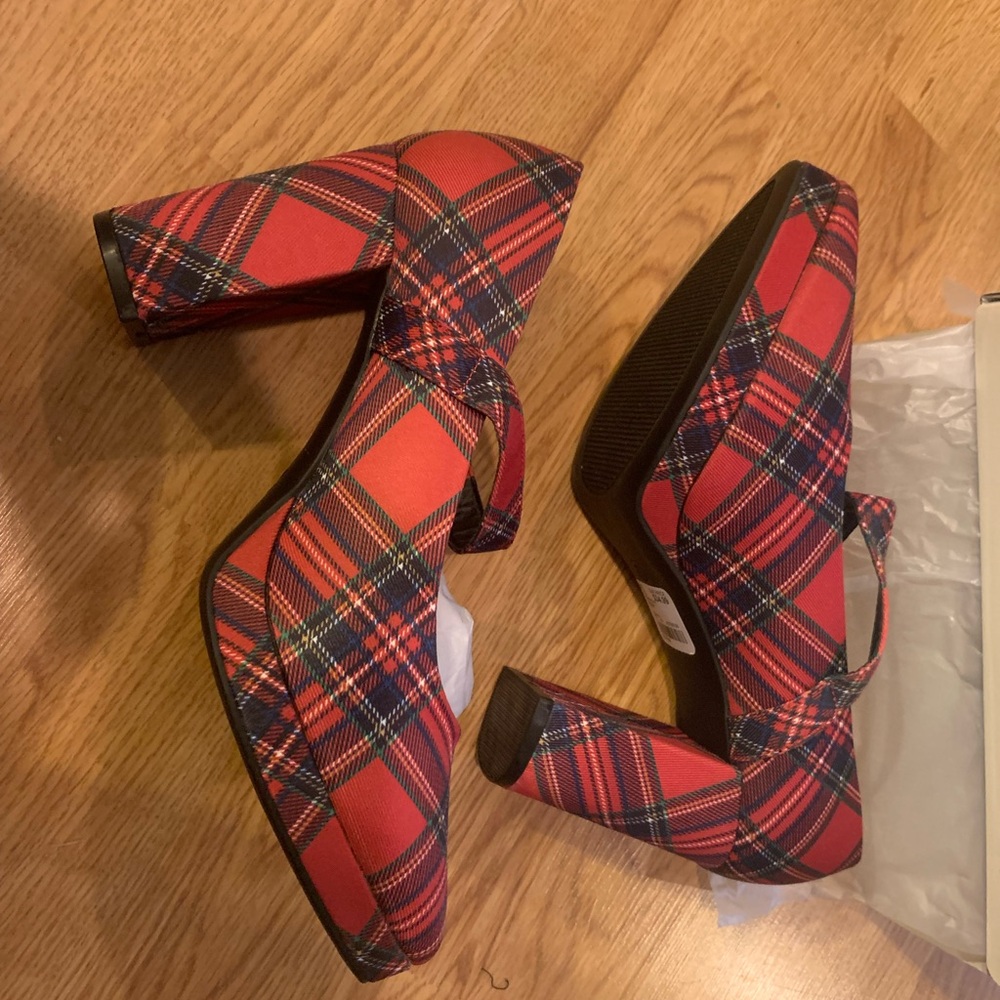 Red Plaid Platform Mary Jane Heels - Picture 8 of 12